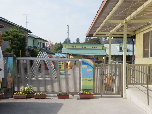 幼稚園・保育園　いずみ幼稚園（幼稚園・保育園）まで288m