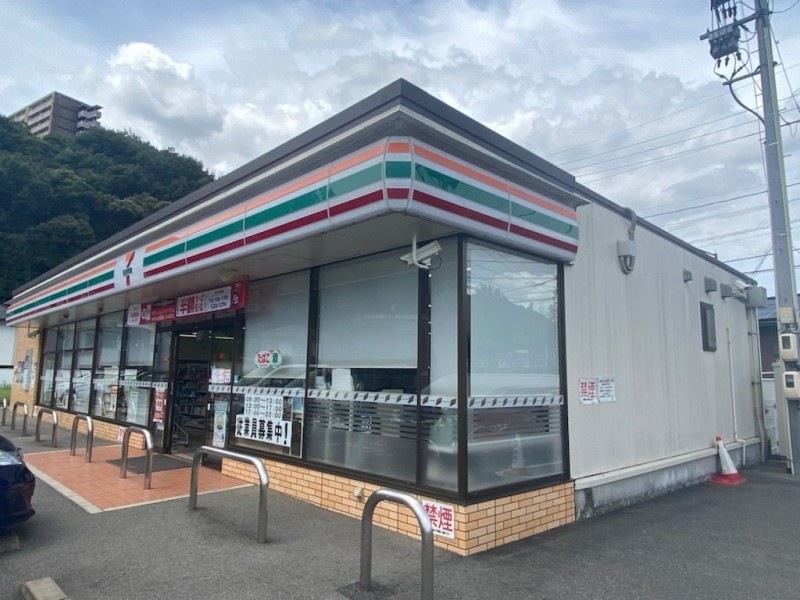 コンビニ　セブンイレブン広島深川1丁目店（コンビニ）まで1057m