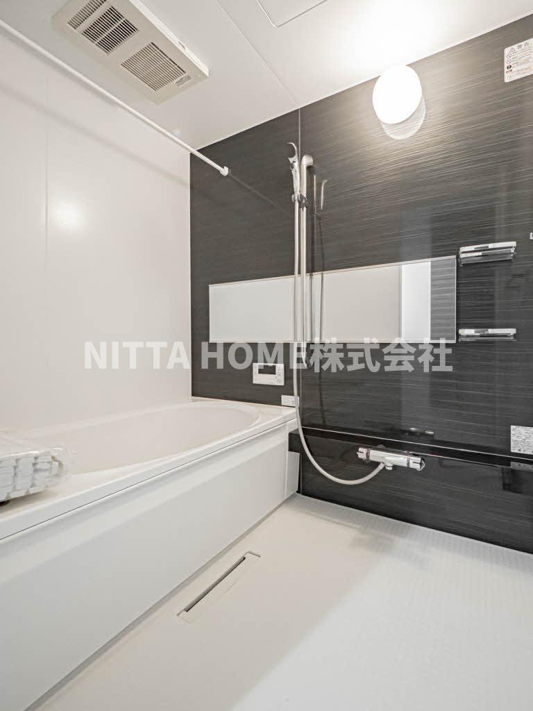 バス・シャワールーム　キレイなバスルームで疲れもなくなりますね♪