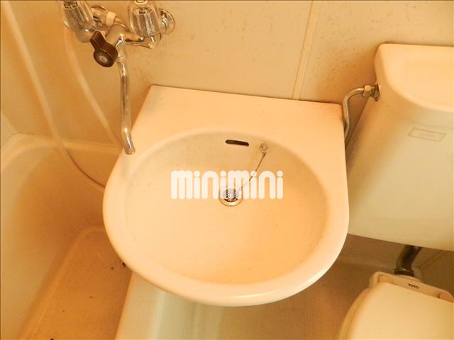 洗面設備　ユニットバスの洗面ボウル