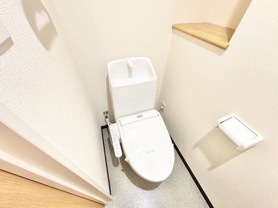 トイレ　シャワー付きトイレ