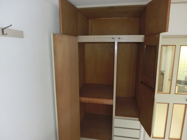 収納　※写真は別のお部屋のものです。現況を優先させて頂きます。