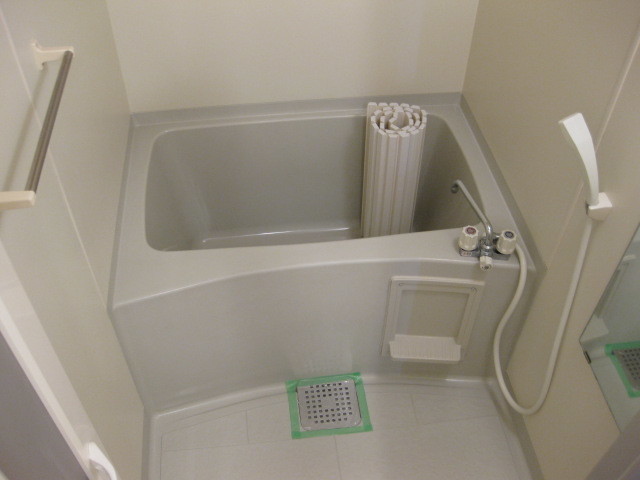 バス・シャワールーム　※同タイプ別部屋参照※現状優先