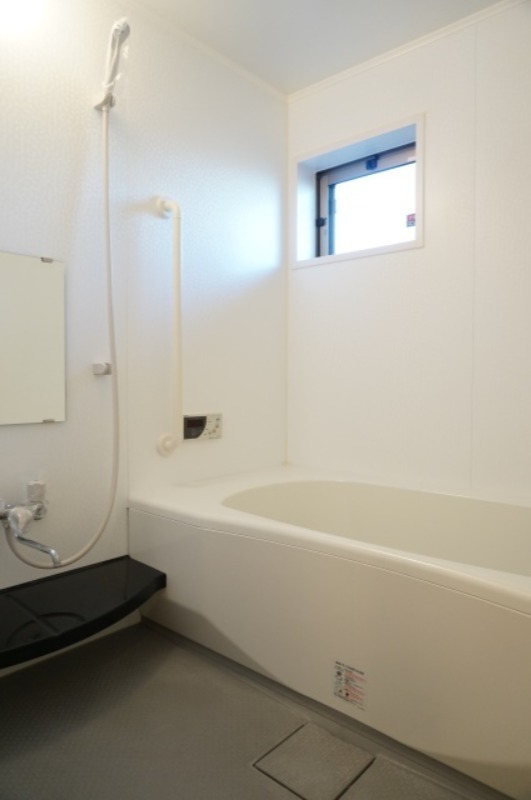 バス・シャワールーム　図面と現状に相違がある場合には現状を優先