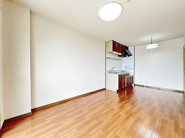 リンピアワッセナー_内装_0