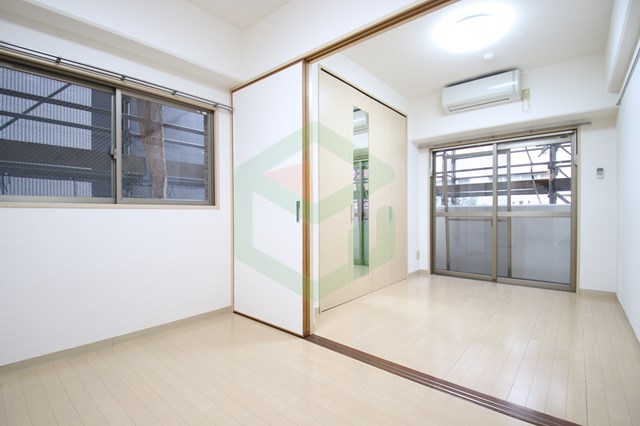 居室・リビング　居間です