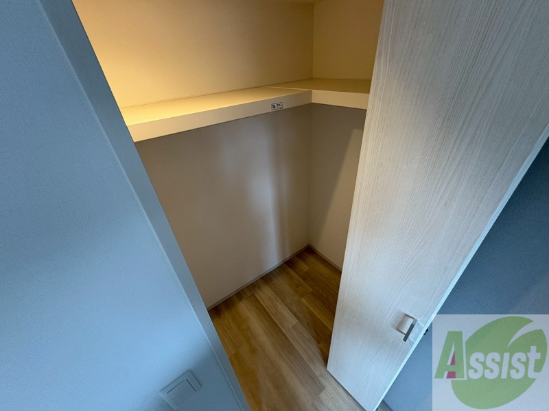 収納　洋室にはクローゼットがあるのですっきり片付きそうです。