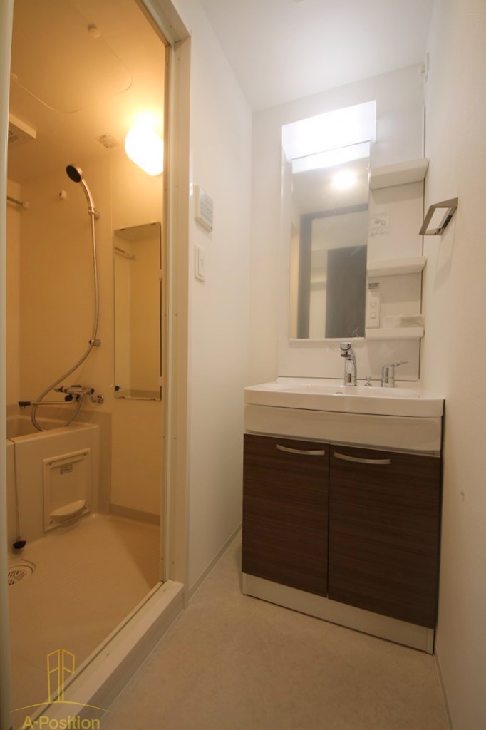 洗面設備　大阪難波Noah