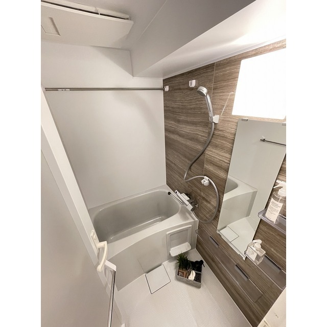 バス・シャワールーム　家具・家電の備え付けはありません