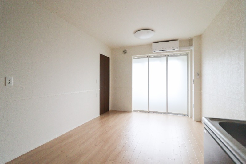 居室・リビング　図面と現状に相違がある場合には現状を優先