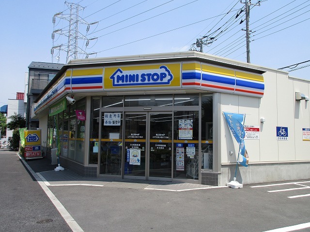 コンビニ　ミニストップ（コンビニ）まで816m