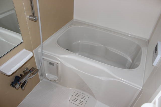 バス・シャワールーム　※別のお部屋の写真です。