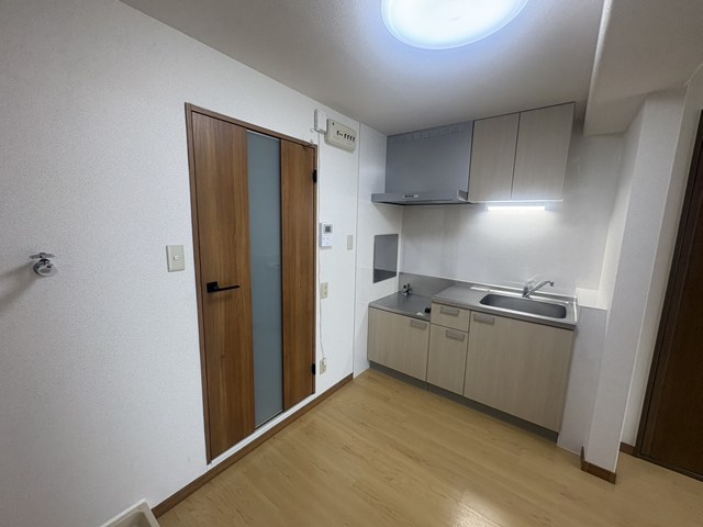 居室・リビング　別号室の写真使用