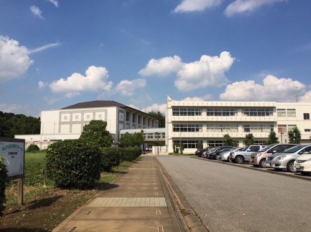 中学校　川口市立戸塚西中学校（中学校）まで840m