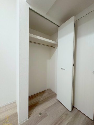 収納　セレニテ東梅田アリエ