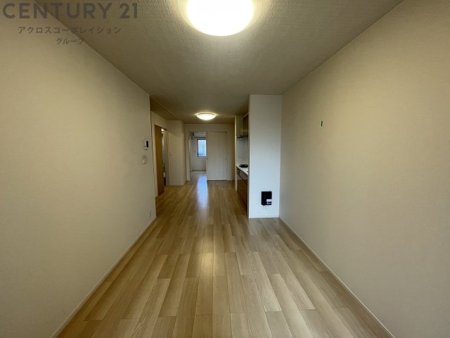 居室・リビング　エアコン付きで快適に過ごせます。