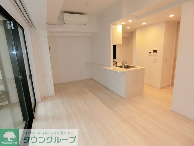 居室・リビング　Aタイプ2024年4月撮影 同タイプ401号室の写真です