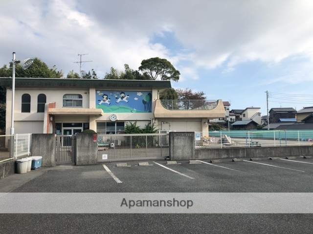 幼稚園・保育園　第二保育園（幼稚園・保育園）まで527m