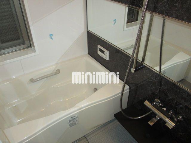 バス・シャワールーム　追い炊き、浴室乾燥機ついてます！