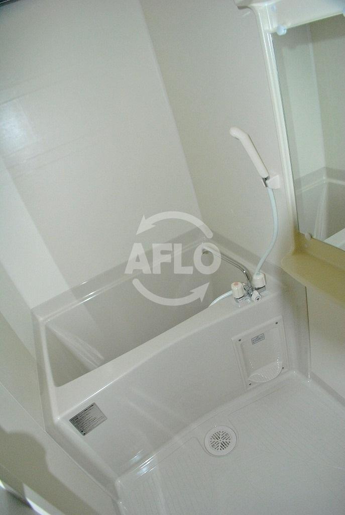 バス・シャワールーム　プレサンス難波フィネスト　風呂