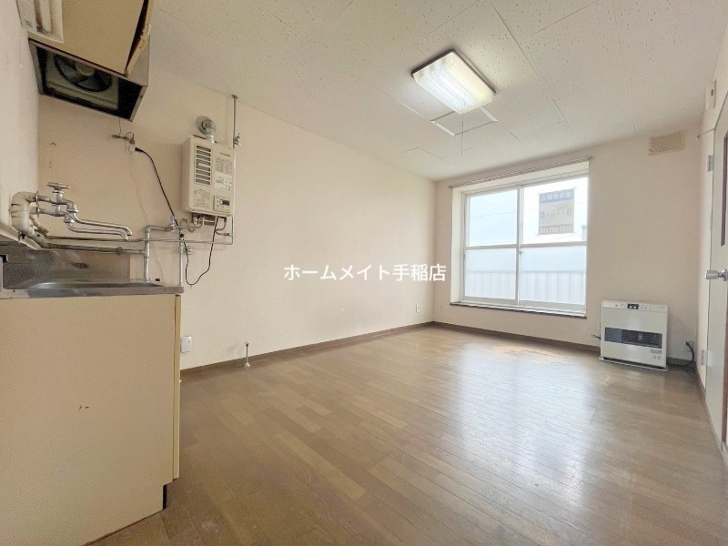 居室・リビング　明るく広々リビングスペース♪