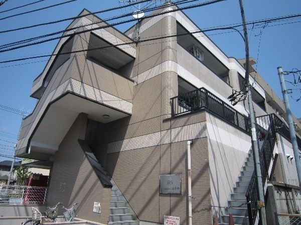 建物外観　☆福生駅徒歩１３分☆