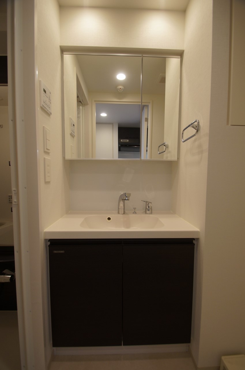 洗面設備　あると便利な独立洗面台