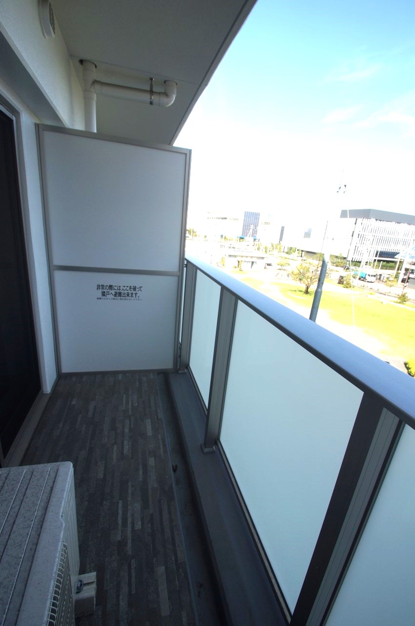 バルコニー　バルコニー
