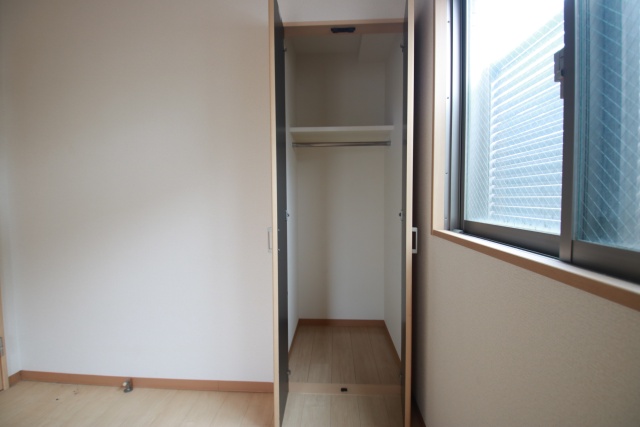 玄関　※別室の参考写真の為、現況優先です。