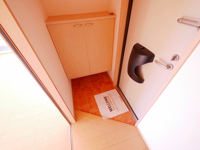 玄関　明るい玄関です