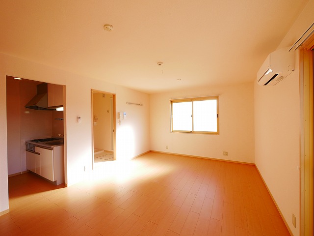 居室・リビング　居間です