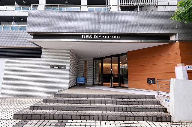 エントランス　エントランス