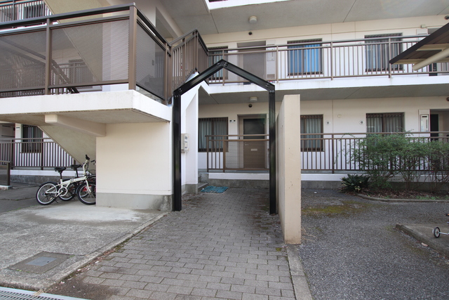 エントランス　エントランス入口