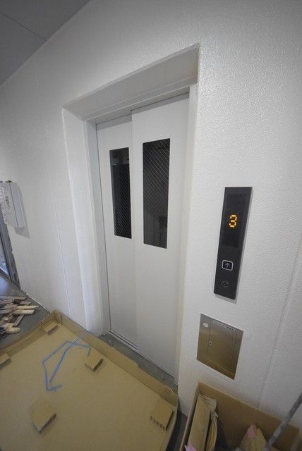 その他共有部分　オートロック　エレベーター完備