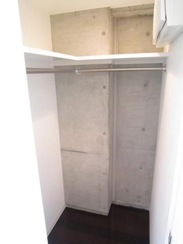 収納　ウォークインクローゼット