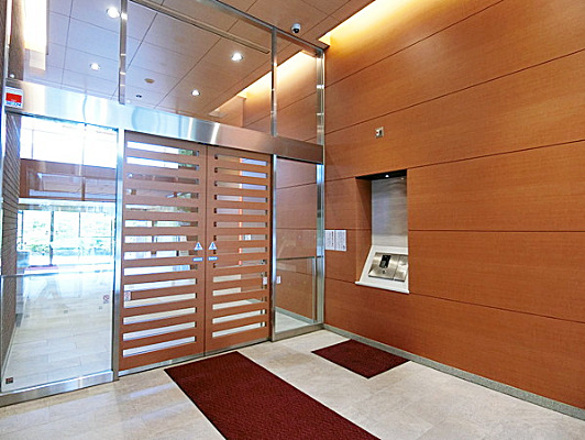 セキュリティ　【分譲タイプ♪南向き】人気のキッチンカウンタータイプ♪