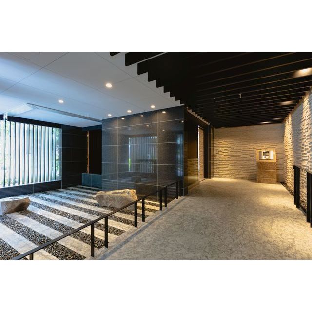 エントランス　エントランスホール