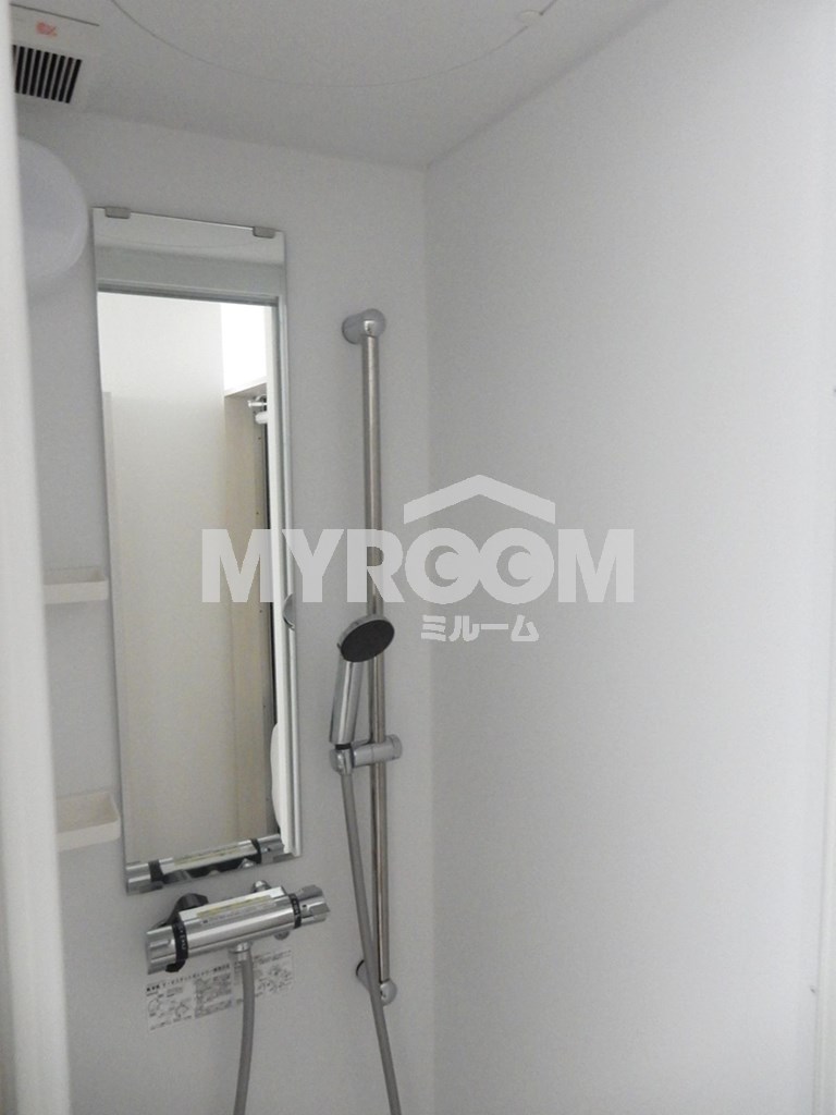 バス・シャワールーム　シャワールーム・トイレ別