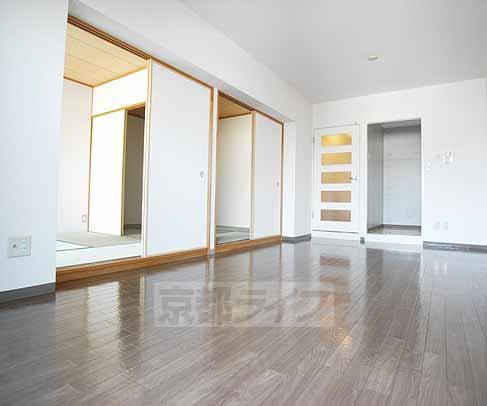 居室・リビング　ゆったり生活できますよ