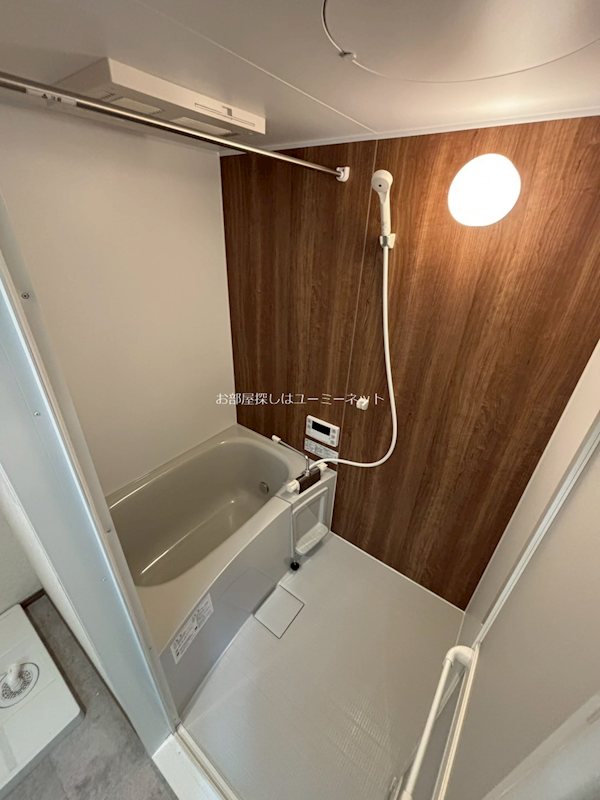 バス・シャワールーム　※103号室の写真。現況と相違がある場合は、現況優先。