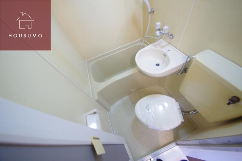 バス・シャワールーム　落ち着いた空間のお風呂です