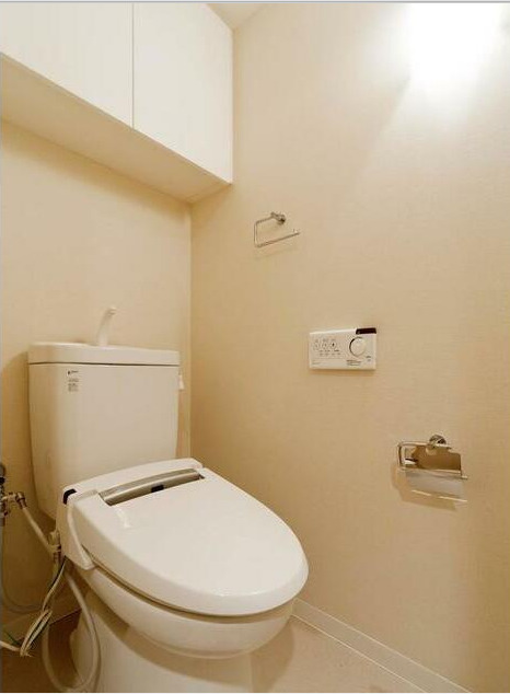 トイレ　※同タイプ別部屋参考写真