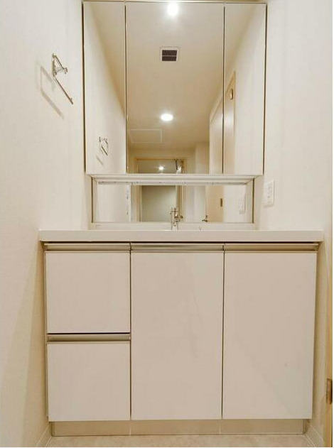 洗面設備　※同タイプ別部屋参考写真