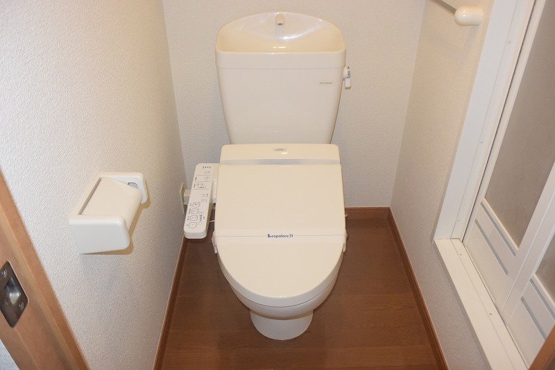 その他　温水洗浄便座で快適♪