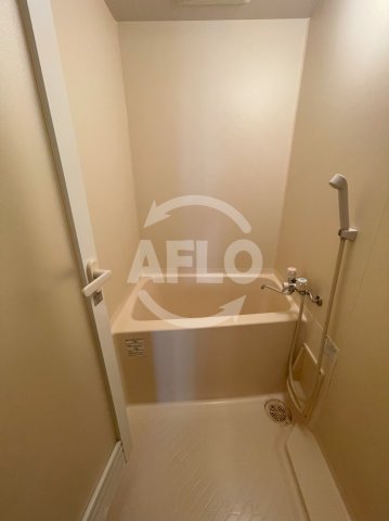 バス・シャワールーム　ヴィラージュ田辺　浴室