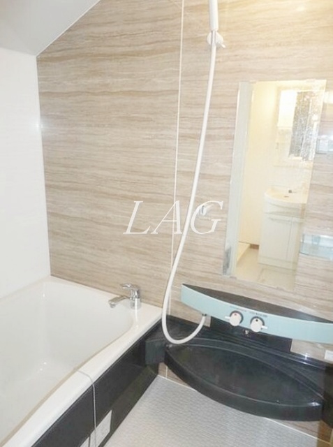 バス・シャワールーム　お風呂です。