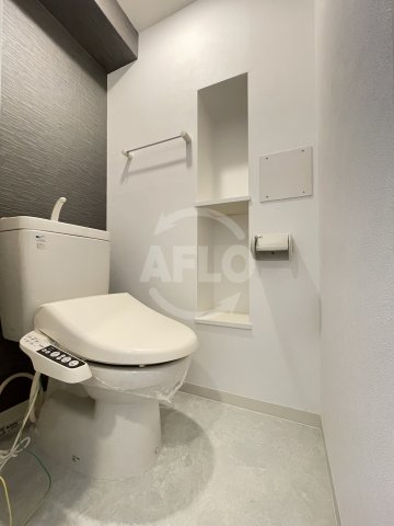 トイレ　アーデンタワー立売堀　温水洗浄便座