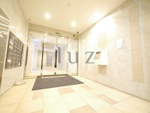 エントランス　管理の行き届いたエントランスです。