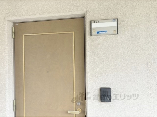 玄関　インターホン