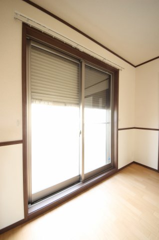 その他　シャッターつきです